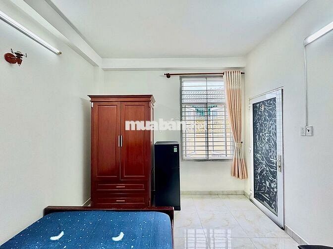 Phòng full nội thất thoáng mát giá hạt dẻ tại Phan Huy Ích