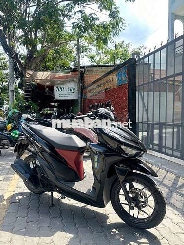 Xe máy Honda Vario Thái Lan màu đen