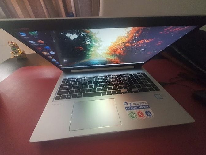 Cần tiền Bán HP 450G6 Core i5 gen8 ram8g