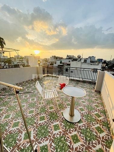 GẤP BÁN NGAY CHỢ BÀ CHIỂU - HẺM XE HƠI - 6 TẦNG - 61m2 - 10,9 TỶ TL