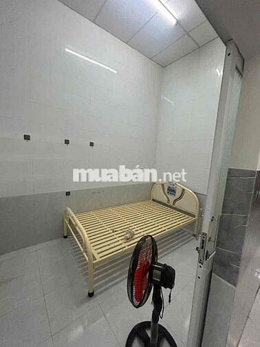 nhà 4x16 2 phòng Hẻm Hoàng Quốc Việt