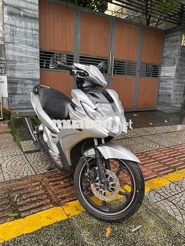 BÁN XE HÃNG YAMAHA NOUVO SX Fi