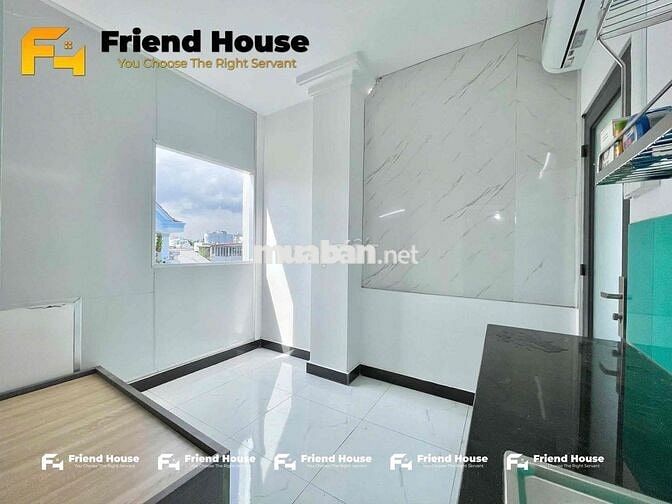 Studio full nội thất cửa sổ trời