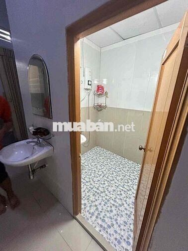 nhà 4x16 2 phòng Hẻm Hoàng Quốc Việt