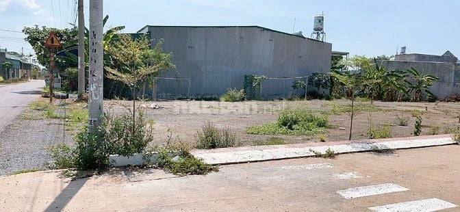 Lô góc 2 MT ngay KCN Bàu Xéo,Vành Đai 4,Khu Dân Cư, sổ hồng riêng sẵn!