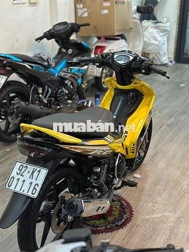 Ex xuống áo 2010 vàng đen siêu đẹp nợ xấu đưa 8tr5