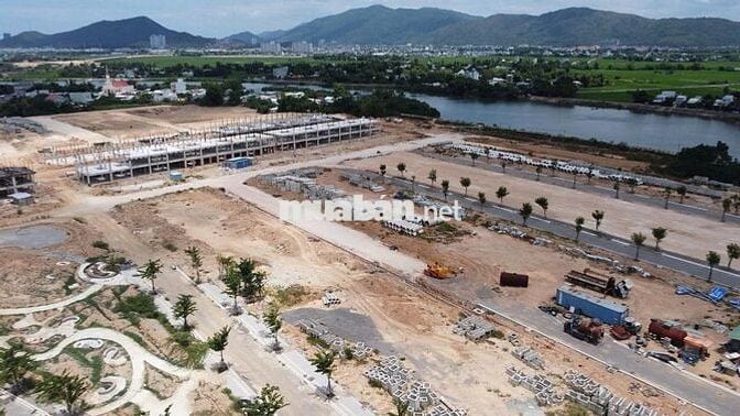 Chủ cần tiền bán gấp nền đất đã có sổ, KĐT Quy Nhơn Iconic, MT QL.19