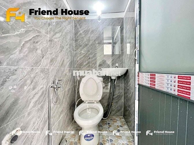 Studio full nội thất cửa sổ trời