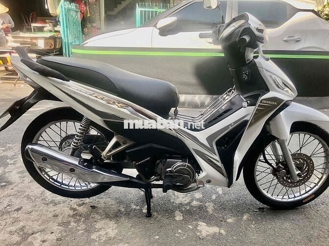 🌻WAVE 110-RS Fi Đk2015 ít hao xăng🌻