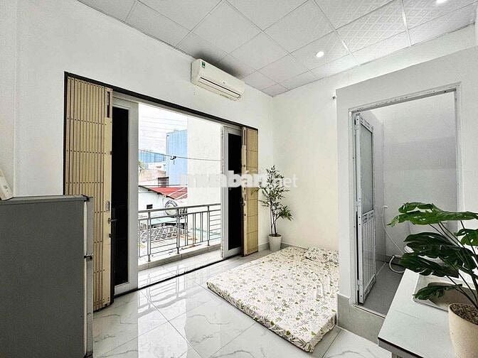 STDUIO BAN CÔNG FULL NỘI THẤT GẦN PHÚ MỸ HƯNG QUẬN 7