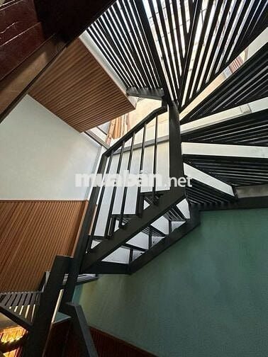 474/18 Sư Vạn Hạnh, 2PN, 2WC, 2 khu bếp, 1 Sân thượng