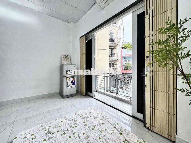 STDUIO BAN CÔNG FULL NỘI THẤT GẦN PHÚ MỸ HƯNG QUẬN 7