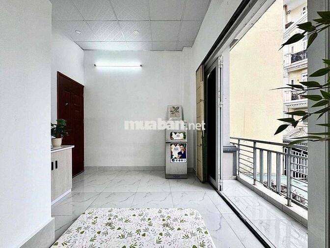 STDUIO BAN CÔNG FULL NỘI THẤT GẦN PHÚ MỸ HƯNG QUẬN 7