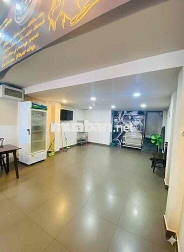 Mặt tiền 4,5m góc đường Nguyễn Chí Thanh giao Ngô Quyền Quận 10