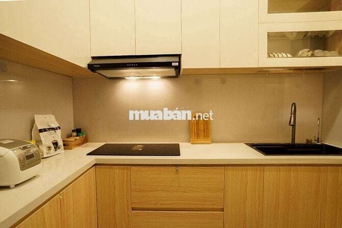 Chính chủ cho thuê căn hộ tập thể tầng 1, 50m2 2 PN - số 32 Lý Nam Đế