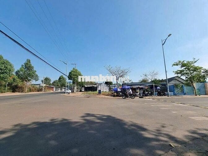 HẠ GIÁ 500 TRIỆU – BÁN LÔ ĐẤT ĐẸP GÓC 2 MẶT TIỀN HƯƠNG LỘ 2 – HÒA LONG