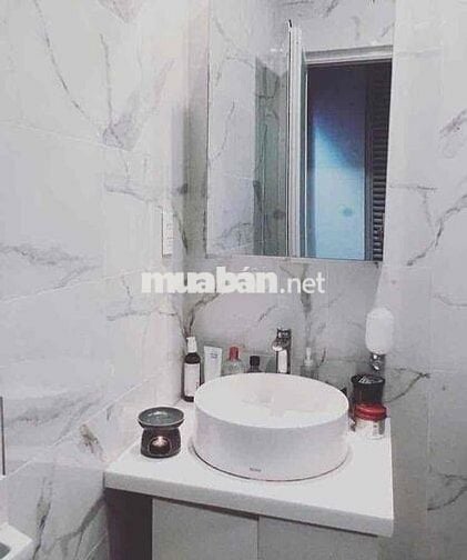 CHO THUÊ PHÒNG  - ĐẦY ĐỦ TIỆN NGHI, WC RIÊNG - QUẬN 1