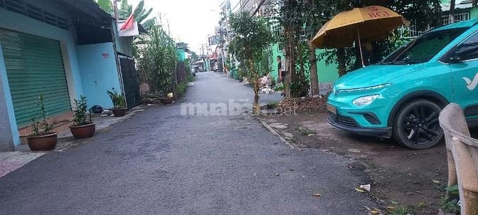 Nhà ở kế khu 5 Lửa Đình Phong Phú – nhỉnh 4.xtỷ