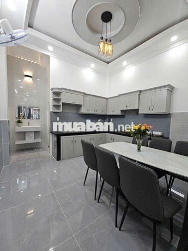 CHÍN CHỦ CẦN BÁN NHÀ SHR ĐÚC 3 lầu h7m PHÁPlý CHUẨN,DT 52m, giá5,870tr