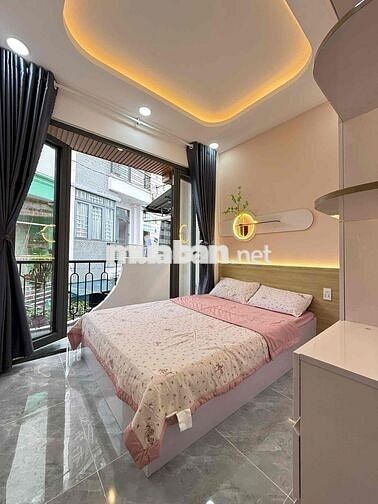 Bán Nhà Hẻm Lớn - Sát Mặt Tiền -Khu Dân Trí