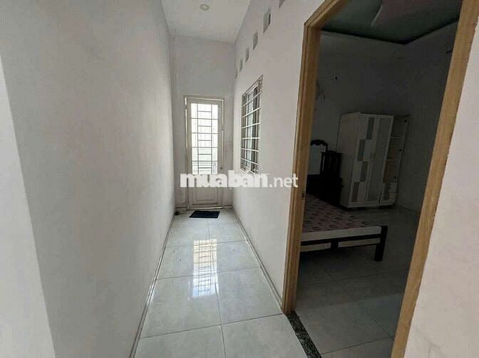 Cho thuê nhà 1 Trệt 2 Lầu trong Trung tâm hành chính Dĩ An