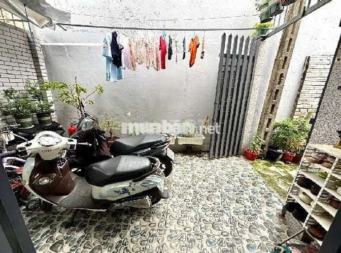 Bán Nhà Thới An 16.Trêt lửng 2pn 2wc.#giá 3ty7 tl.dt nhiều ngang đẹp