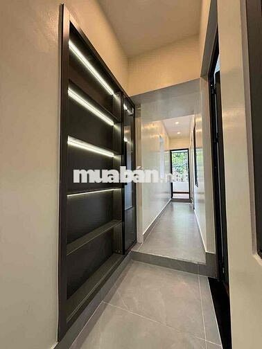 BÁN TT NGUYỄN CÔNG TRỨ tầng 2 - 3 ngủ + 2vs - giá 4.55tỷ