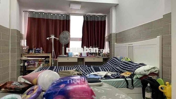 Nhà khu dân cư hiện hữu Hoàng Diệu- Đoàn Văn Bơ