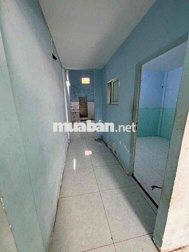 NHÀ LÔ PHẠM THẾ HIỂN CÁCH MẶT 2 CĂN