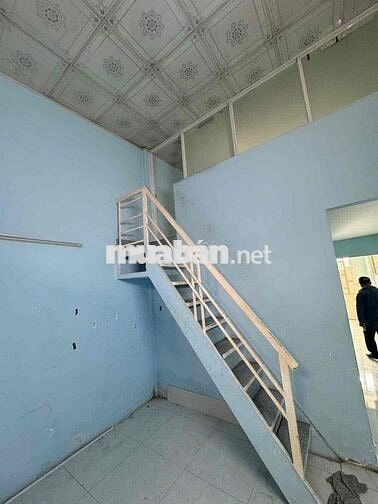 NHÀ LÔ PHẠM THẾ HIỂN CÁCH MẶT 2 CĂN