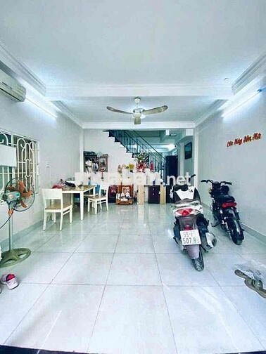 Chủ XC bán nhà nở hậu HXH Huỳnh Văn Bánh, 54m2, 3 tầng, 4PN,giá hơn 9