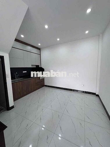 3.1 tỷ ô tô đỗ cửa- Nhà Phường Chương Mỹ, Phụng Châu- gần Đh Thể Thao 3.1 tỷ ô tô đỗ cửa- Nhà Phường Chương Mỹ, Phụng Châu- gần Đh Thể Thao