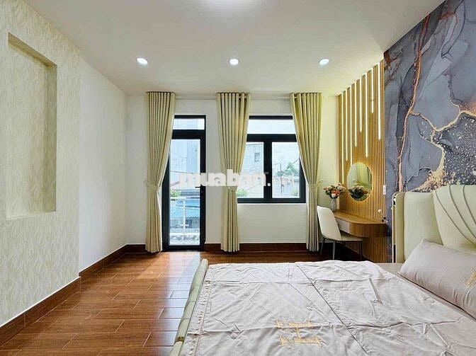 Nhà đẹp 2 tầng 2 mặt thoáng, 44m2 ngang 4m, hxh 6m Lê Đức Thọ, 5.9 tỷ