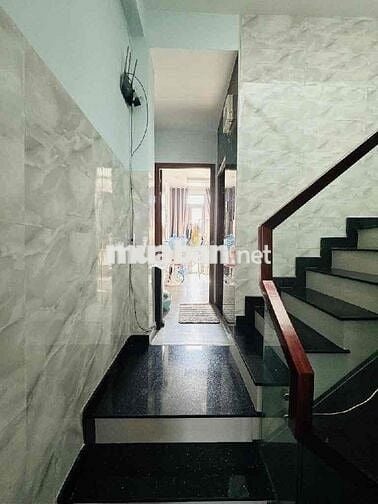 Kẹt Tiền, Gấp bán, HXH Hưng Phú,P9, Q8, 5 Tầng, tặng 90% nội thất