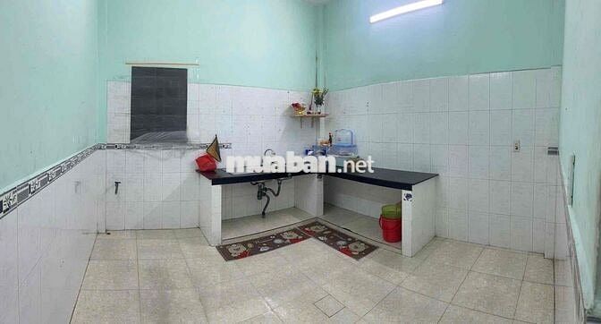 MẶT TIỀN TX22. KẾ CHỢ MINH PHÁT.  TRỆT LẦU. 2PN 2WC. BAN CÔNG RỘNG