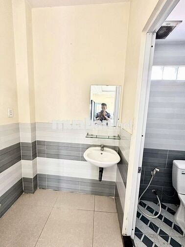 CHO THUÊ CĂN HỘ LUXURY TẠI MẶT TIỀN QUỐC LỘ 1A