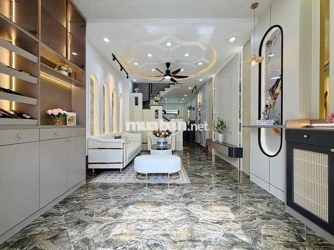 Nhà đẹp 2 tầng 2 mặt thoáng, 44m2 ngang 4m, hxh 6m Lê Đức Thọ, 5.9 tỷ