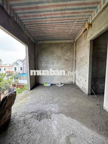 3.75 tỷ nhà ô tô đỗ cửa ngõ thông, cạnh trục chính 15m 3.75 tỷ nhà ô tô đỗ cửa ngõ thông, cạnh trục chính 15m