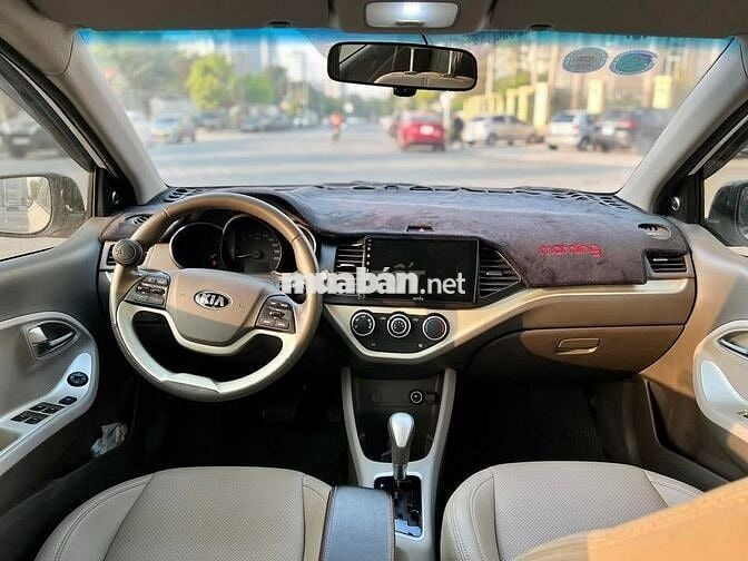 Kia Morrning model 2021 số tự động màu trắng