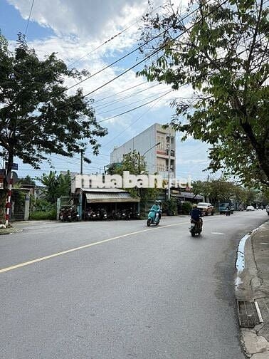 1 Lô Duy Nhâ't đường Nguyễn Tri Phương - 120m2 vuông vức - Sổ sẵn