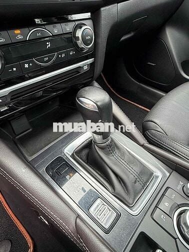 Mazda 6 2017 2.0L Premium - 80000 km