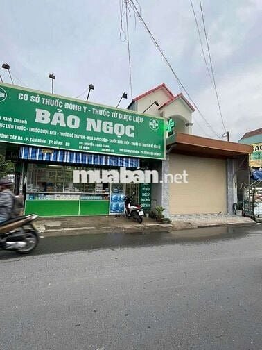 Nhà MẶT TIỀN CHỢ - DĨ AN - KINH DOANH BUÔN BÁN ĐA NGÀNH NGHỀ