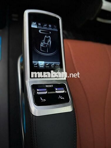 KIA CARNIVAL HEV 2025 (XĂNG ĐIỆN)