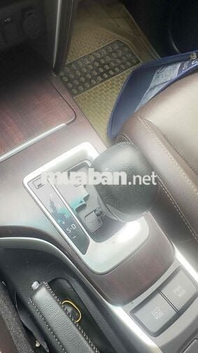 Toyota Fortuner 2020 máy xăng nhập khẩu