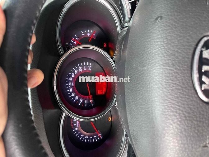 Kia Sorento 2013 GAT 2.4L 2WD - 118000 km