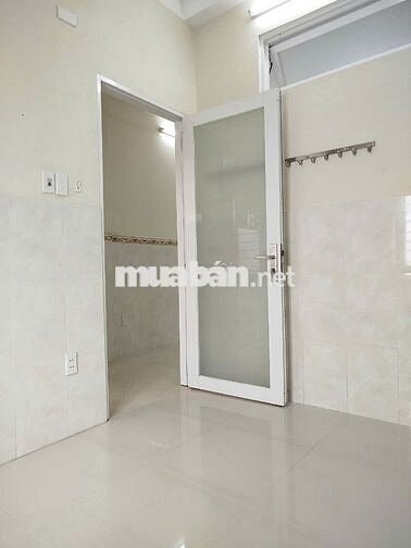 Căn hô 70 m2 - 2PN - 2 Toalet - 6,5 triệu - Q.8 Chợ Phạm Thế Hiển