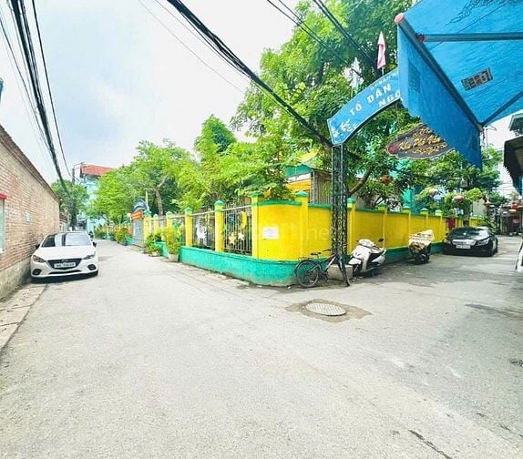 51M² x 5 TẦNG 14.3 Tỷ*GARA ÔTÔ- THANG MÁY*MẶT TIỀN 9.4M- NHÀ PHỐ LỤA