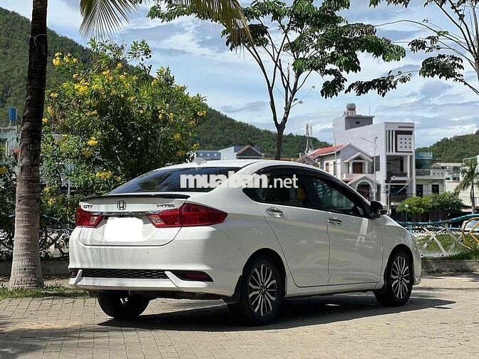 Honda City 2018 1.5 TOP - 95000 km