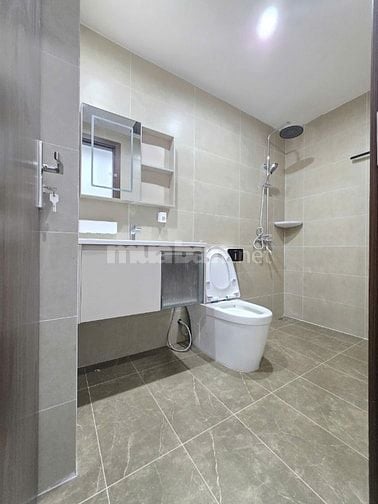 51M² x 5 TẦNG 14.3 Tỷ*GARA ÔTÔ- THANG MÁY*MẶT TIỀN 9.4M- NHÀ PHỐ LỤA