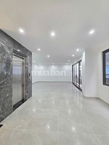 51M² x 5 TẦNG 14.3 Tỷ*GARA ÔTÔ- THANG MÁY*MẶT TIỀN 9.4M- NHÀ PHỐ LỤA
